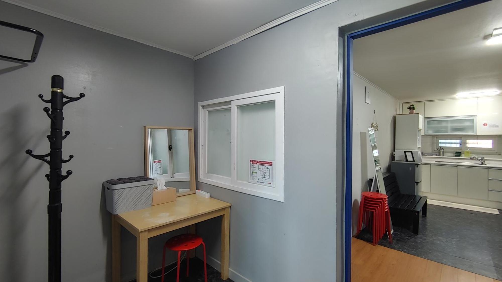 1012 House Namsan - Foreigner Only 2* Seoul